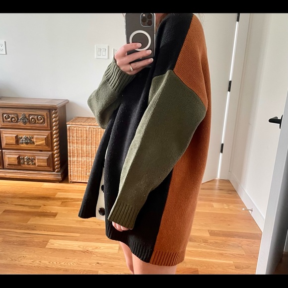 PRIMARK Oversized Color Block Knit Cardigan (US size 2-4, UK size 6-8) - Picture 5 of 9